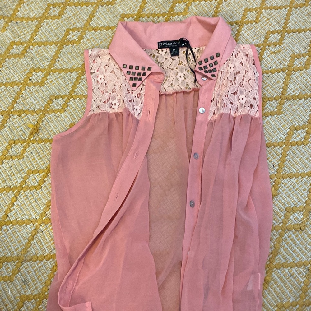 Pink shear tank, medium great condition